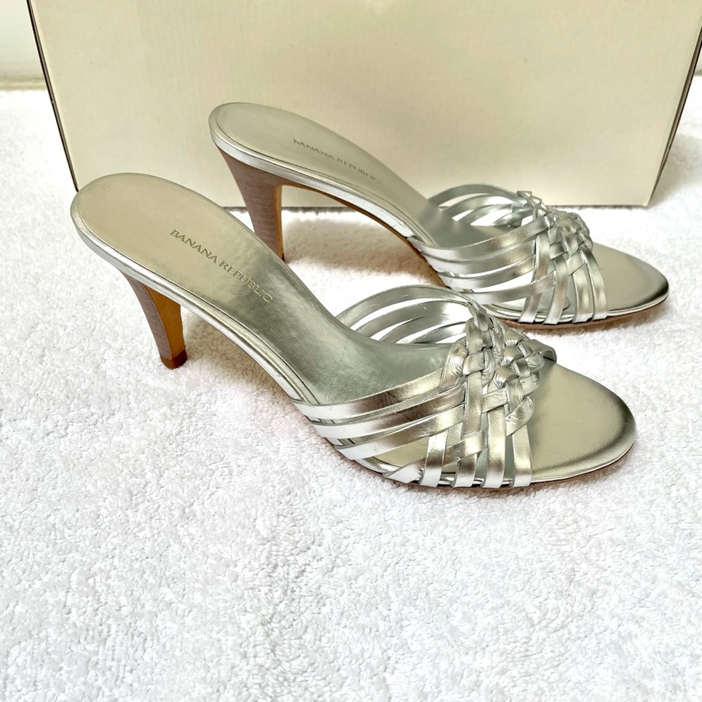 Banana Republic Silver Woven Leather Slide Heels Sandals
